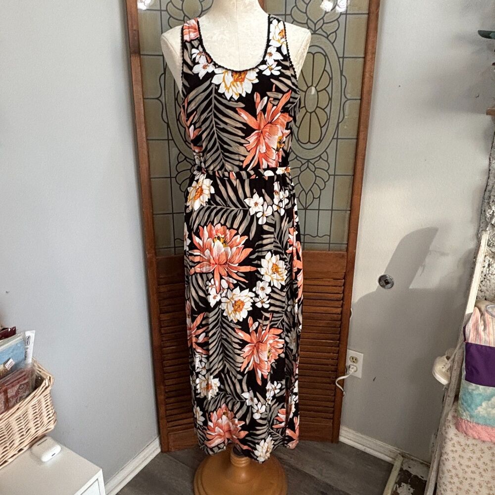 Dorothy Perkins Black Floral Maxi Dress
